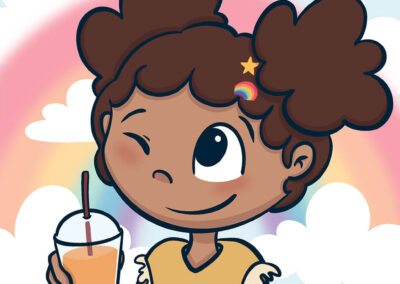 Une petite fille en tenue estivale boit un jus de fruit rafraîchissant et fait un clin d'œil complice.